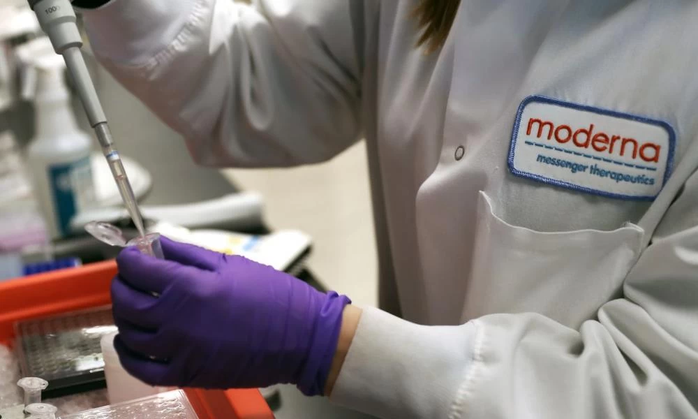 Εμβόλιο Moderna: Παρενέργειες σε όσους έχουν κάνει μπότοξ ή υαλουρονικό